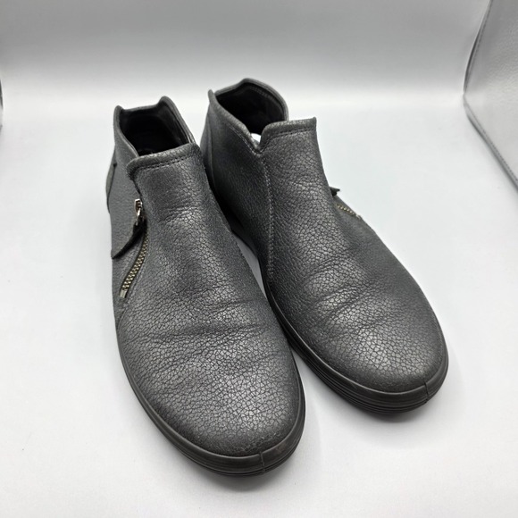 Ecco Shoes - ECCO Bootie Womens 41 Gray Metallic Leather Extra Width Zipper Comfort Sneaker